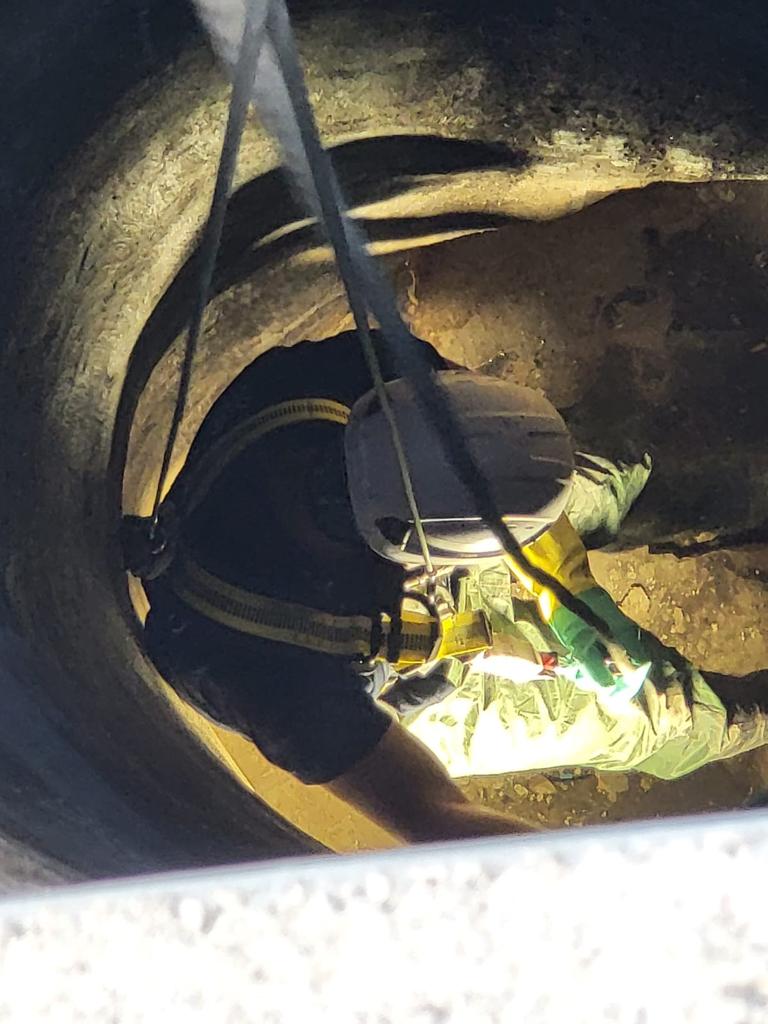 Reparación y mantenimiento de aljibes Reparamos filtraciones y mejoramos la durabilidad de tus tanques con materiales de alta calidad y técnicas avanzadas.